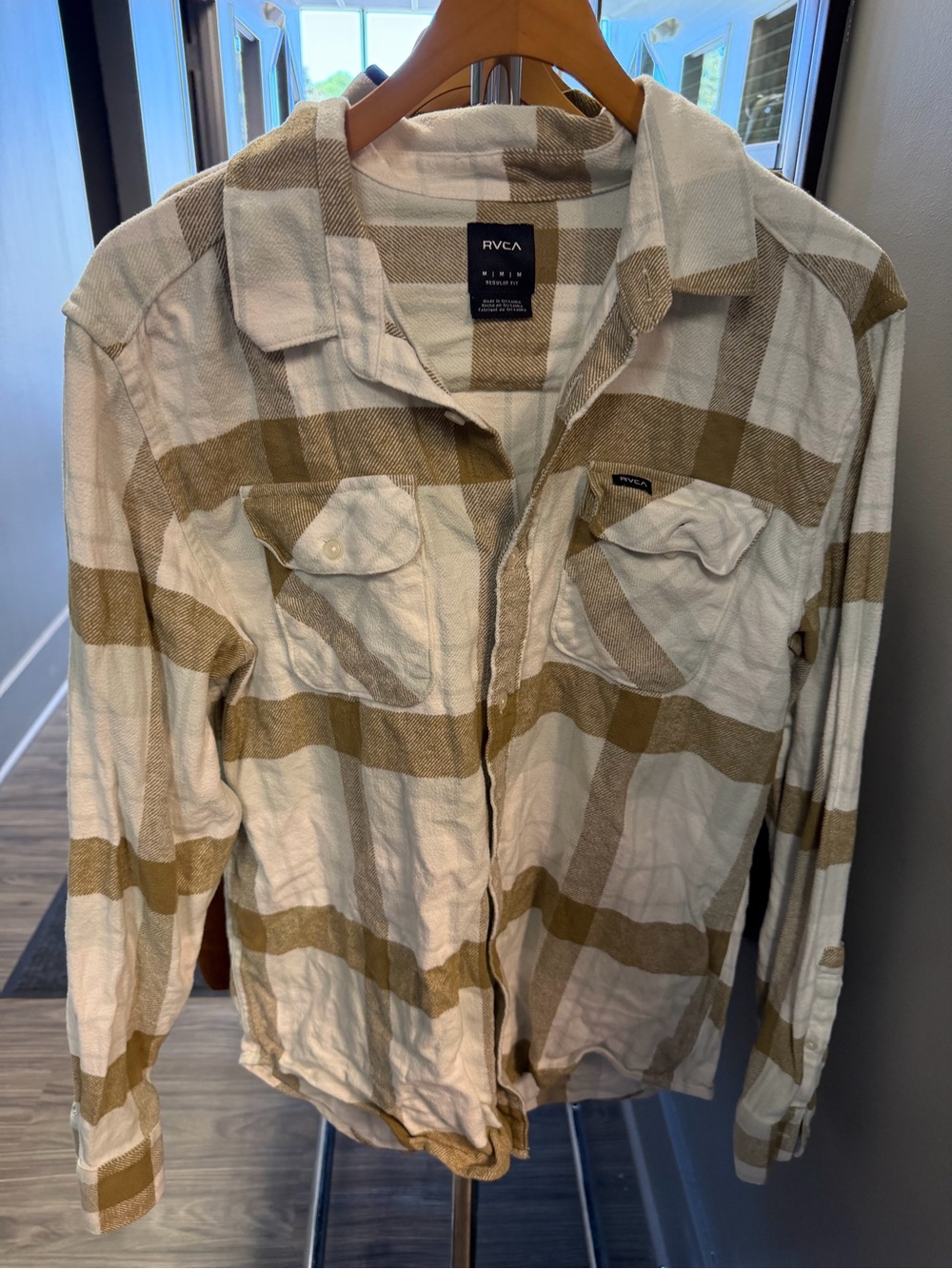 RVCA Women's Cream and Tan Plaid Utility Shacket